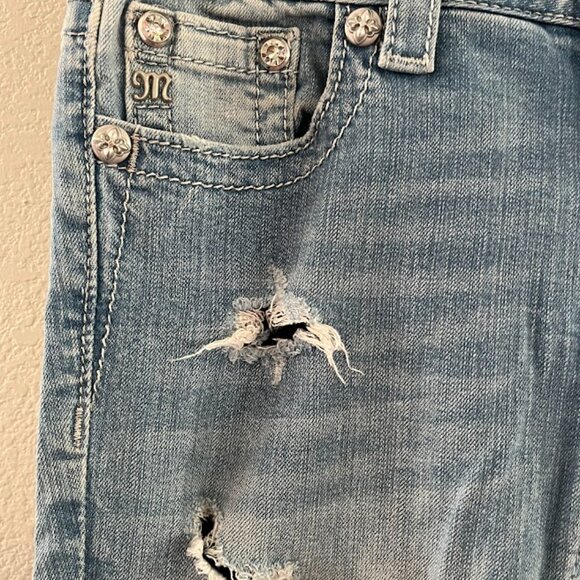 Mid Rise Boot Cut Miss Me Jeans - Picture 4 of 5